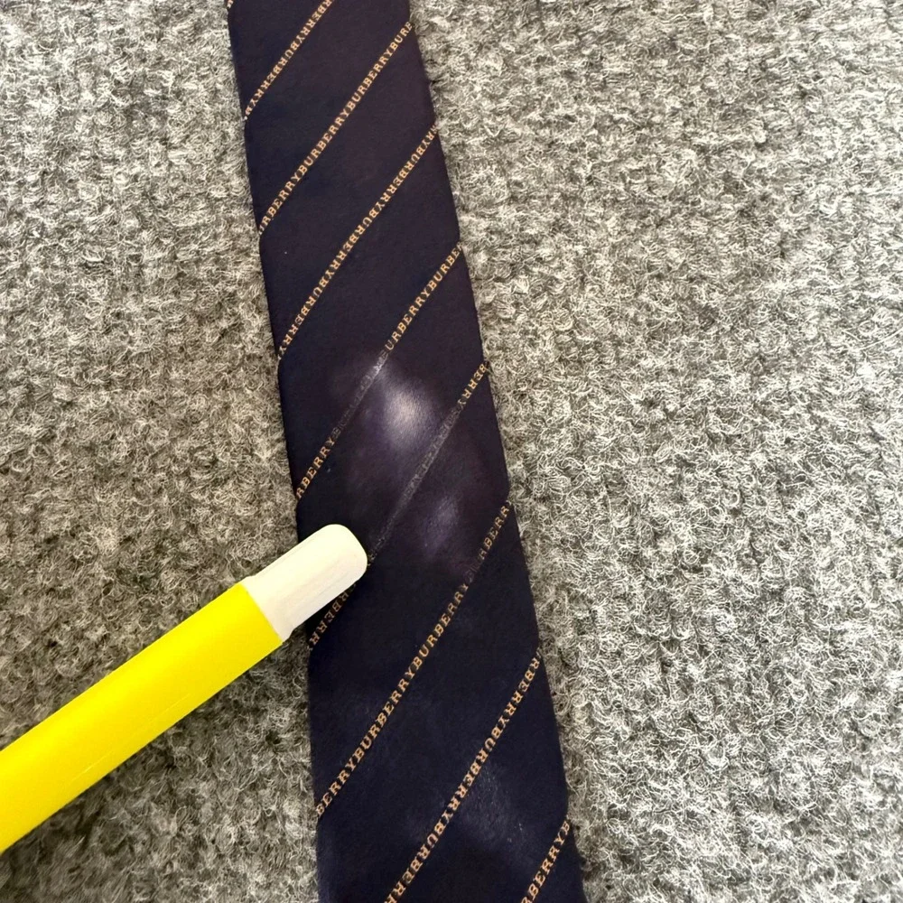 Burberry London Mens Navy Blue Silk Logo Script Diagonal Stripe Necktie Italy